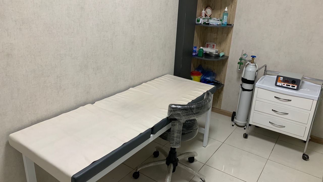 دکتر ملک سادات نعیمی، مطب پزشکی ارومیه، پزشک متخصص ارومیه، بیمه های درمانی ارومیه، نوبت دهی آنلاین در ارومیه